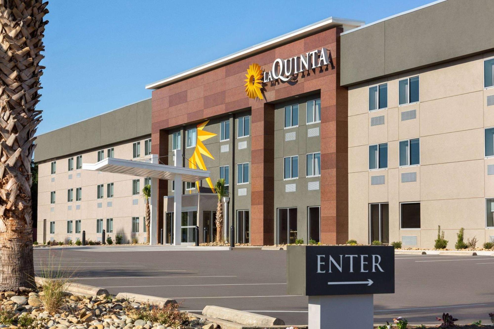 La Quinta Inn By Wyndham Columbia Ne Fort Jackson Buitenkant foto