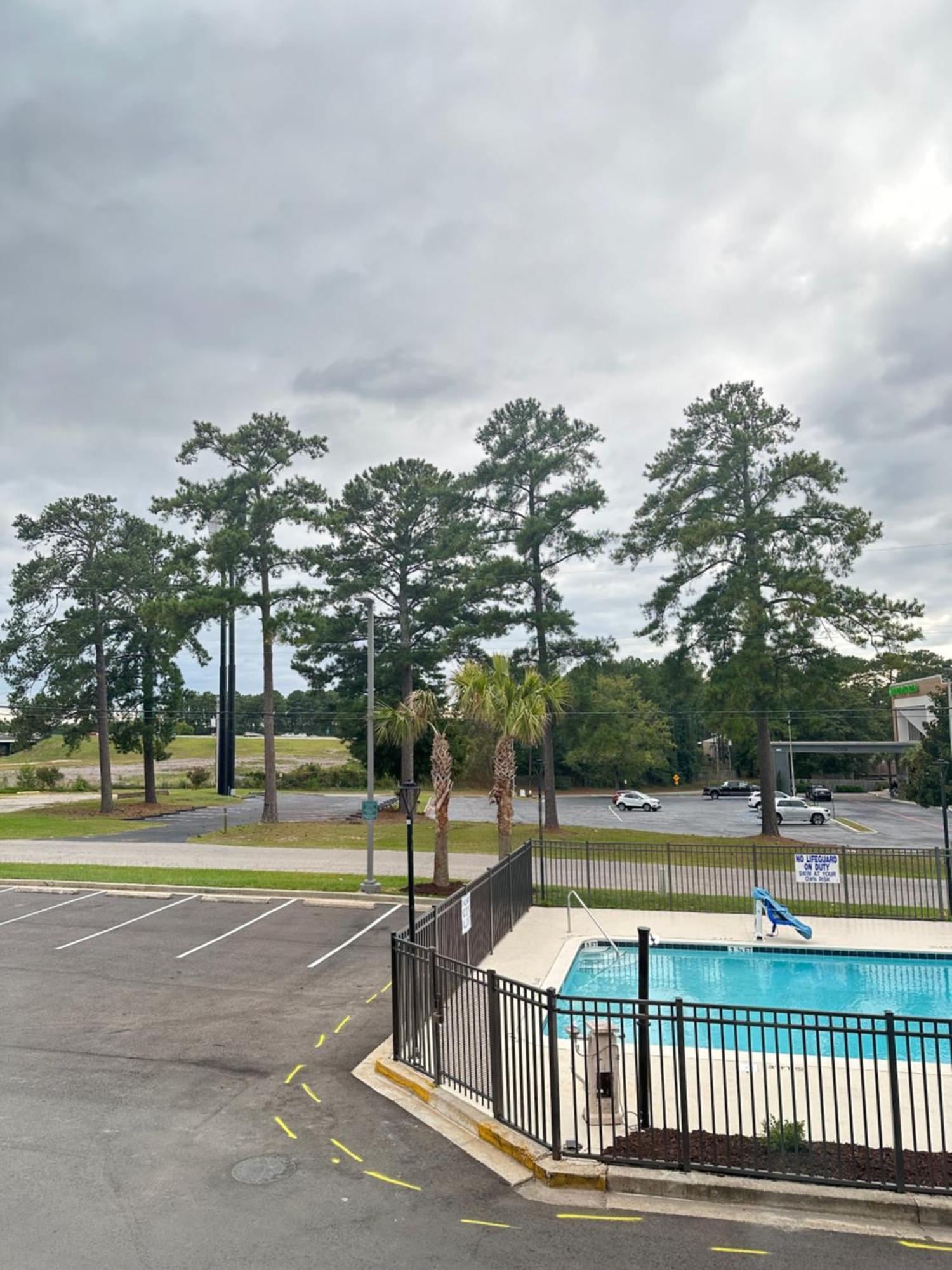 La Quinta Inn By Wyndham Columbia Ne Fort Jackson Buitenkant foto